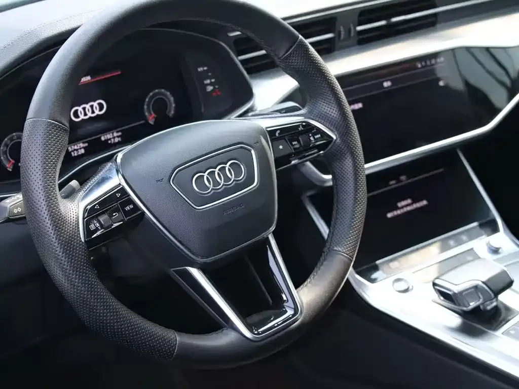 Audi A6L 2021 из CN, фото 3