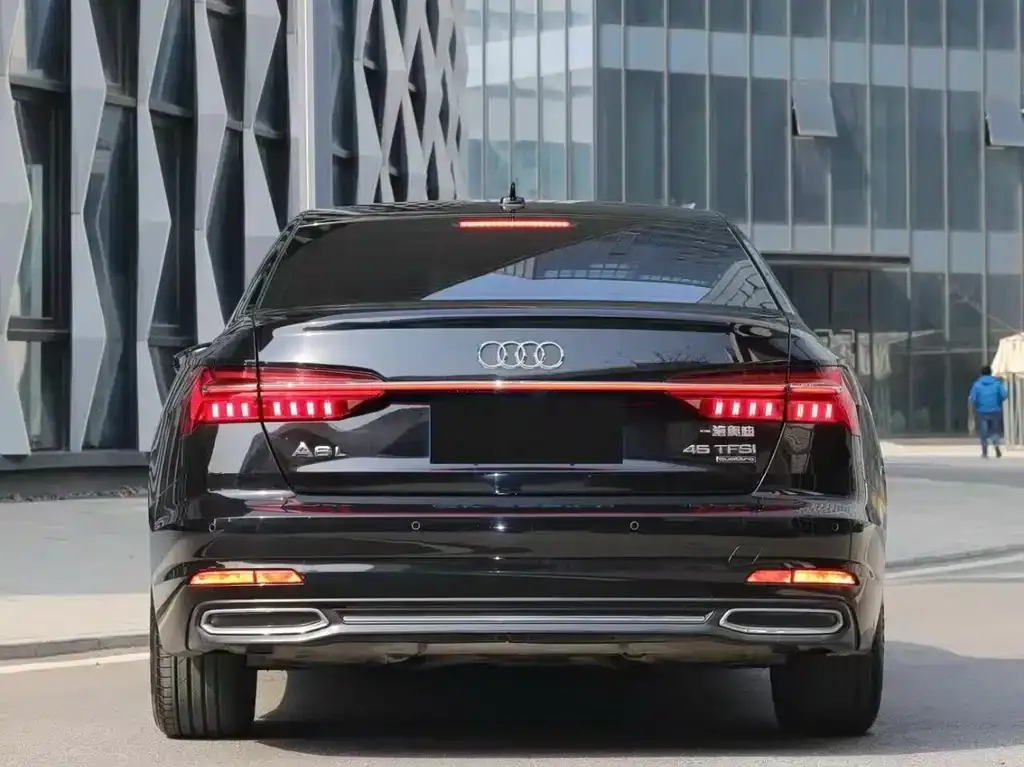 Audi A6L 2021 из CN, фото 5