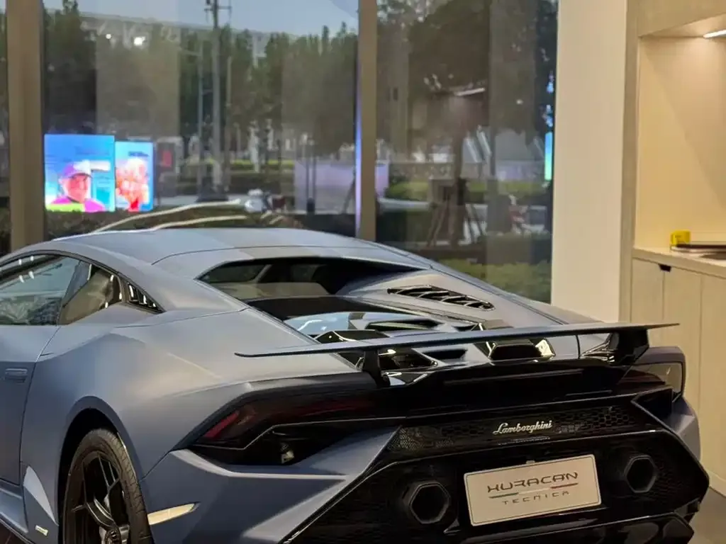 Lamborghini Huracan — фото 5