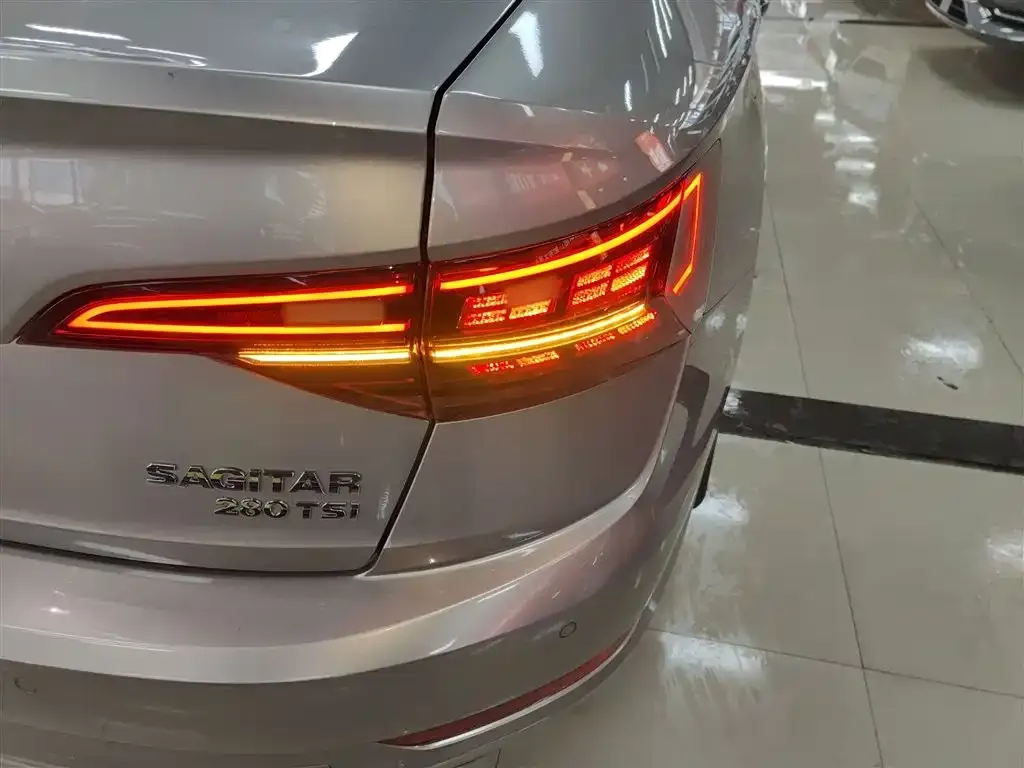 Volkswagen Sagitar 2022 из CN, фото 6