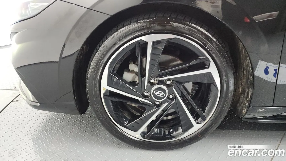 Hyundai AVANTE 2021 из KR, фото 10