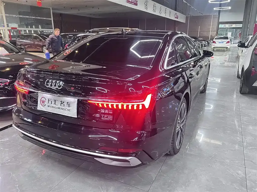 Audi A6L 2024 из CN, фото 9