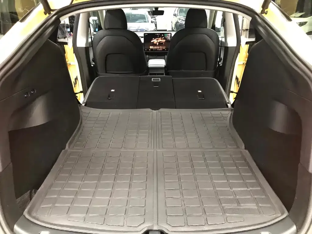 Tesla Model Y 2022 из CN, фото 8