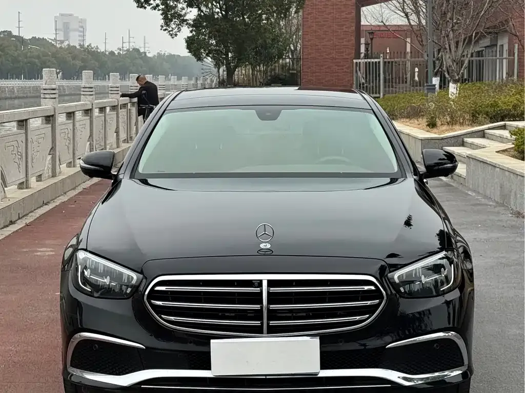 Mercedes-Benz E-Class 2023 из CN, фото 5