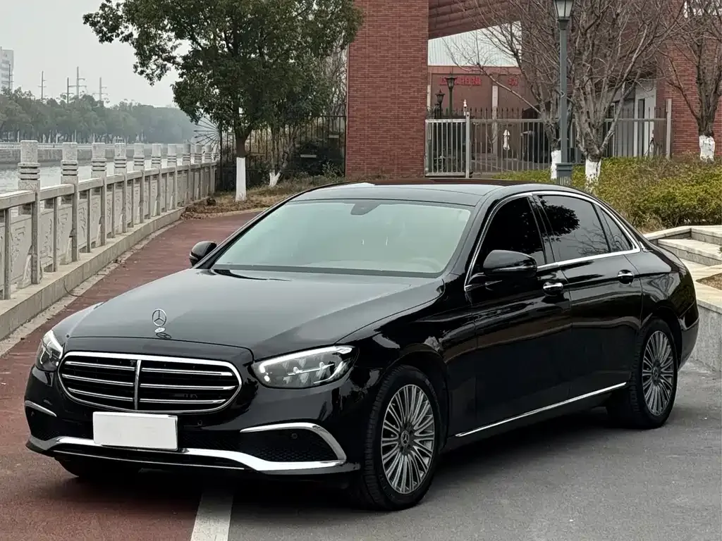 Mercedes-Benz E-Class 2023 из CN, фото 4