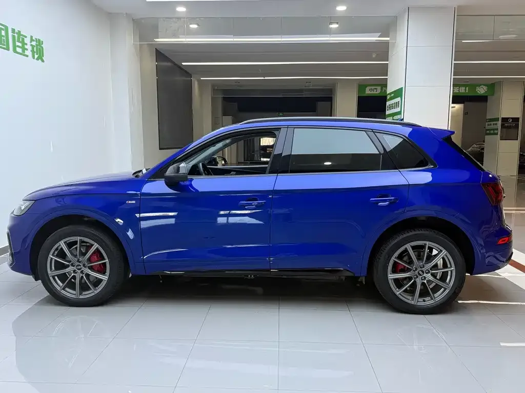 Audi Q5L 2022 из CN, фото 4