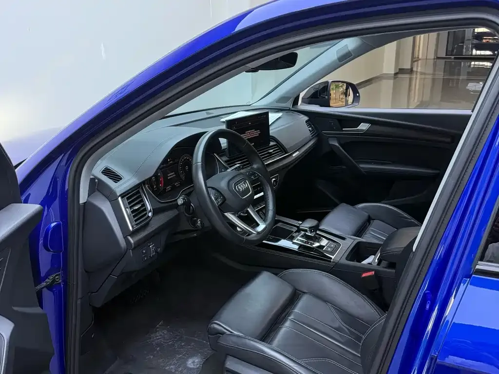 Audi Q5L 2022 из CN, фото 8