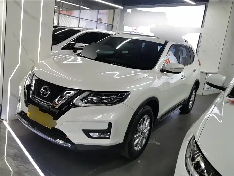 Nissan X-Trail 2021 из CN, фото 1