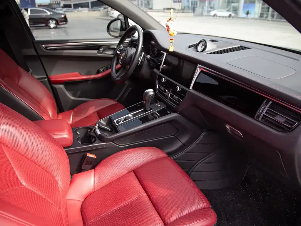 Porsche Macan 2023 из CN, фото 5