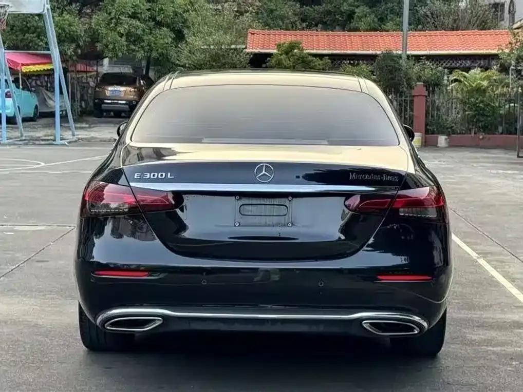 Mercedes-Benz E-Class 2022 из CN, фото 2