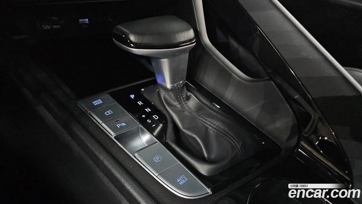 Hyundai AVANTE — фото 2