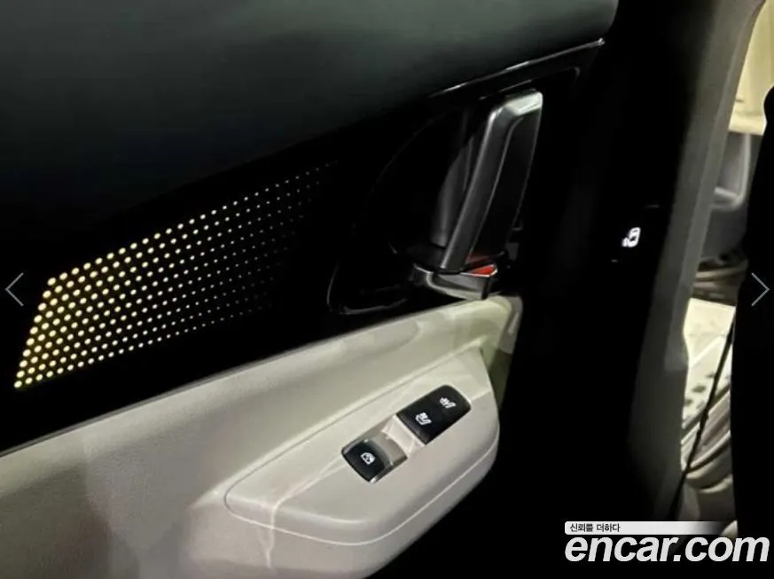 Kia Carnival — фото 10