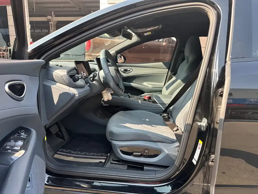 BYD Seal 06GT 2025 из CN, фото 8