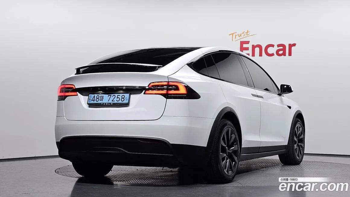 Tesla Model X 2023 из KR, фото 3