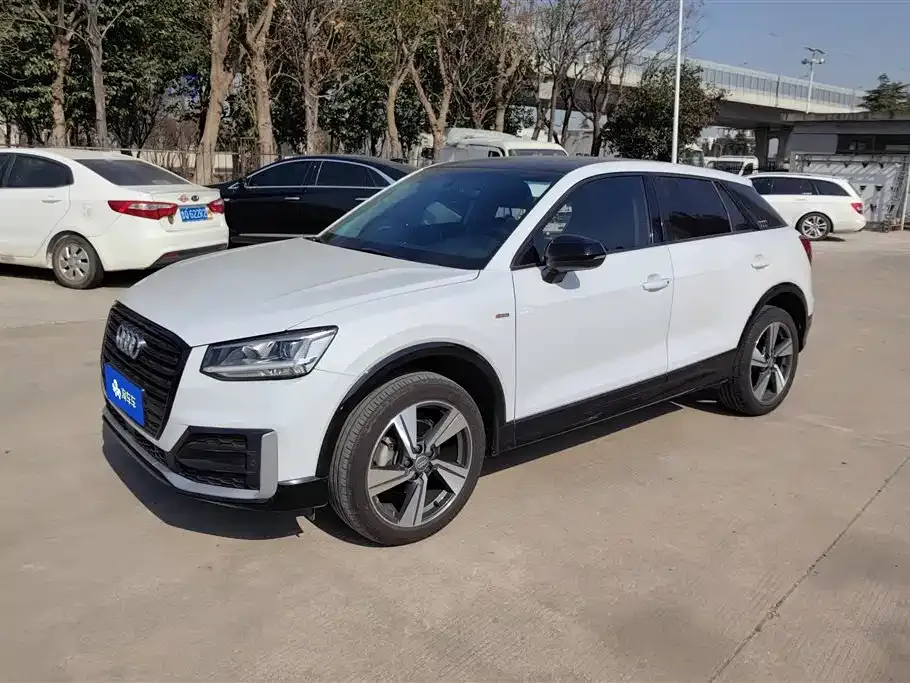 Audi Q2L 2021 из CN, фото 1