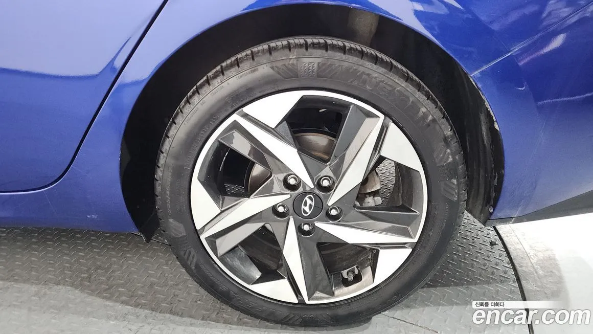 Hyundai AVANTE 2021 из KR, фото 9