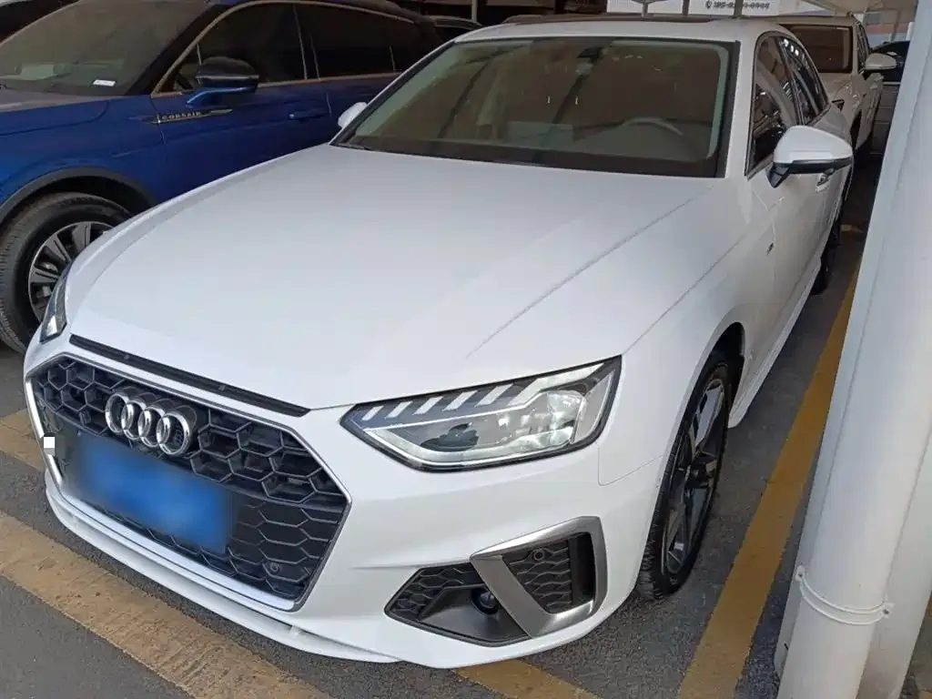 Audi A4L 2021 из CN, фото 8