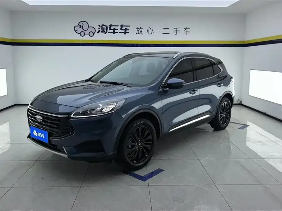 Ford Escape 2024 из CN, фото 1