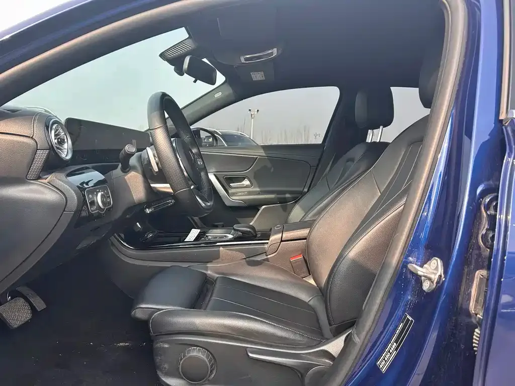 Mercedes-Benz A-Class 2022 из CN, фото 2