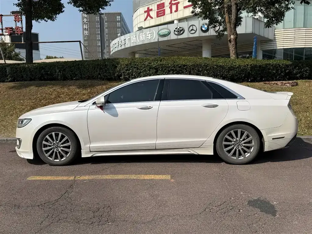 Lincoln MKZ 2021 из CN, фото 2