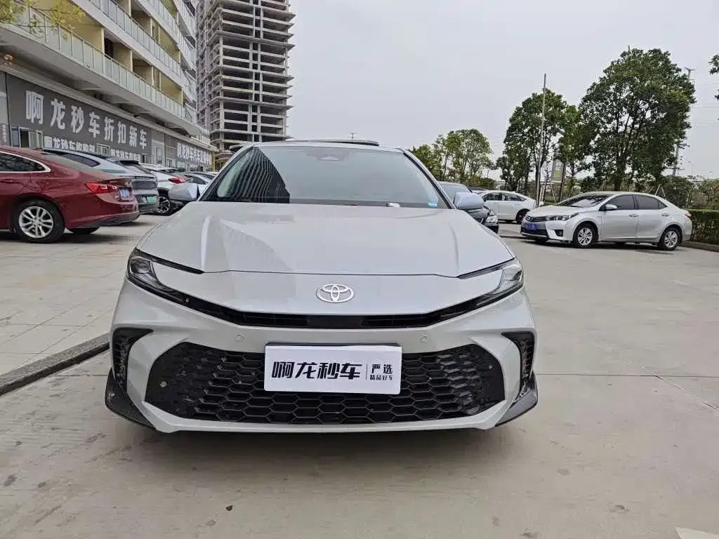 Toyota Camry 2025 из CN, фото 4