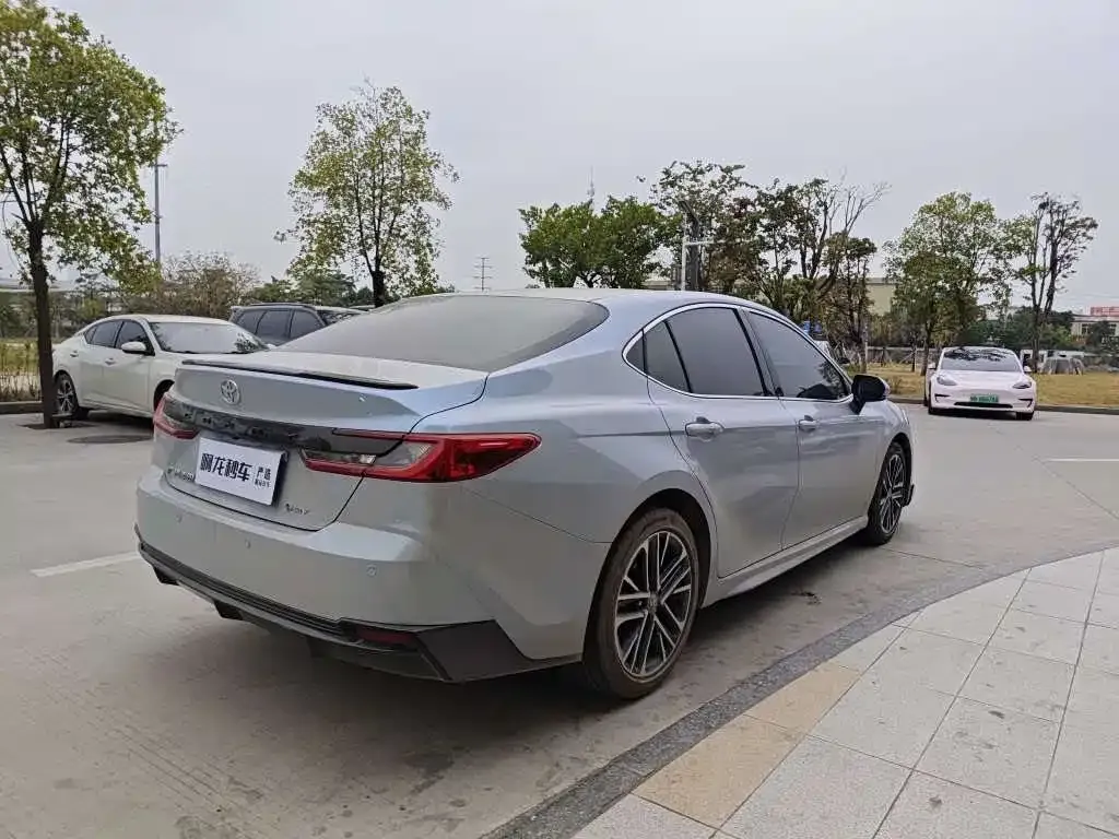 Toyota Camry 2025 из CN, фото 2
