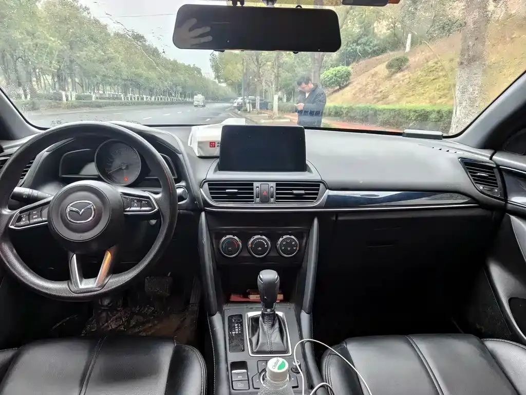 Mazda CX-4 2021 из CN, фото 2