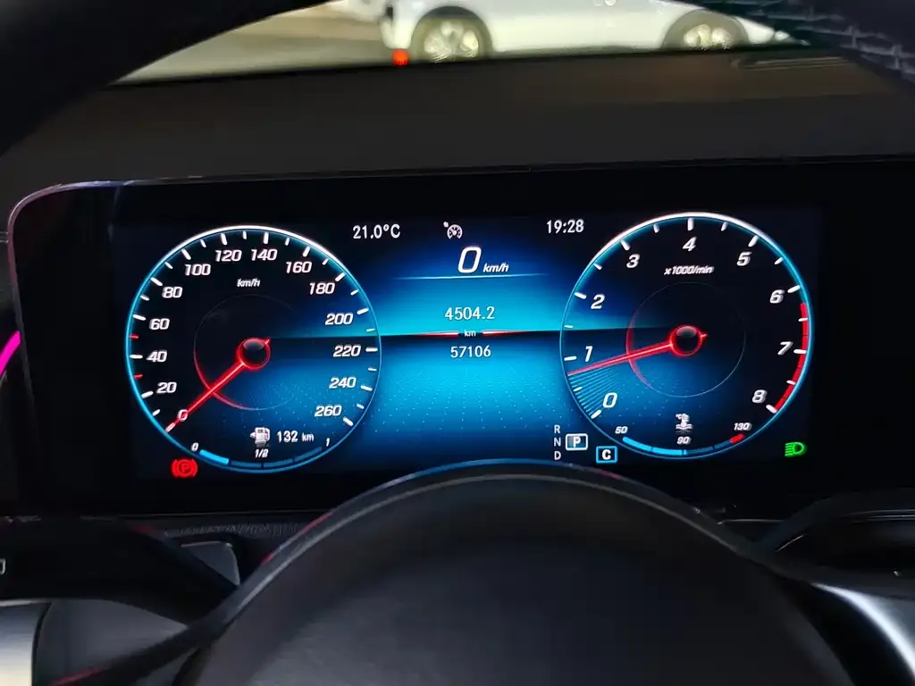 Mercedes-Benz GLB 2021 из CN, фото 2
