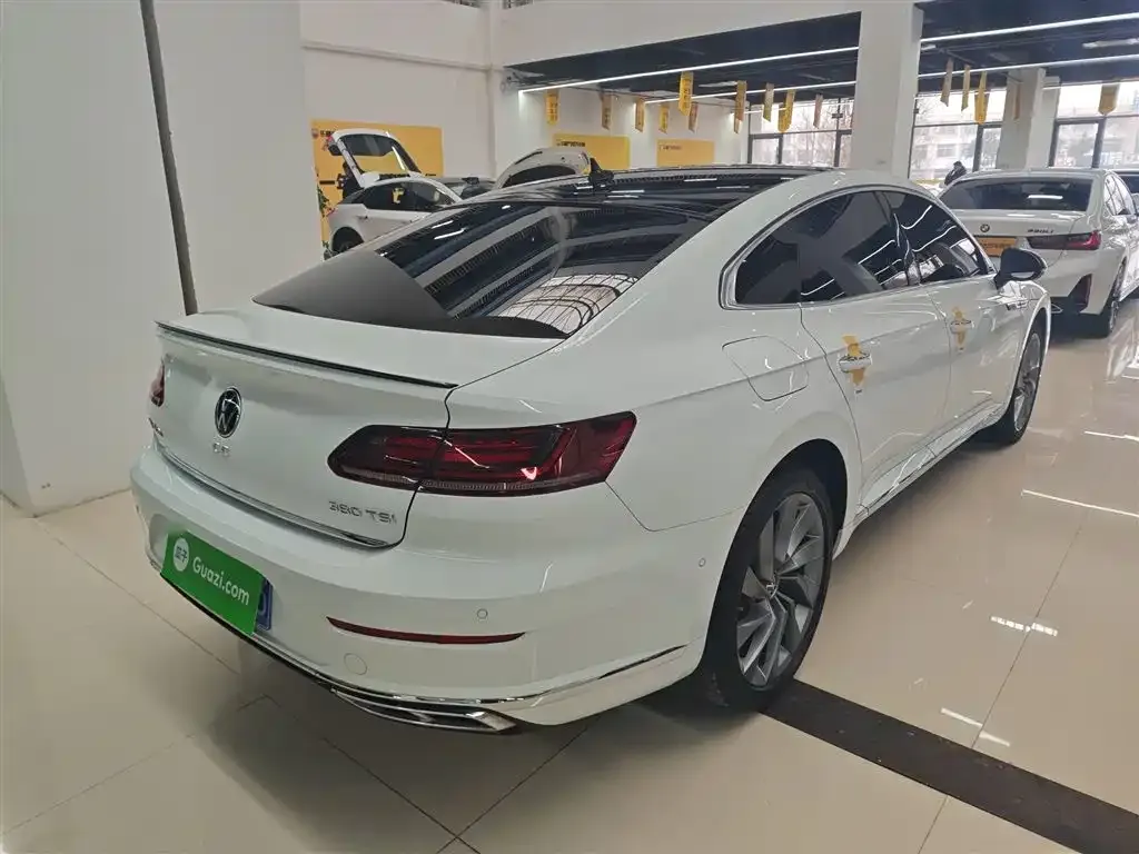 Volkswagen CC 2022 из CN, фото 4