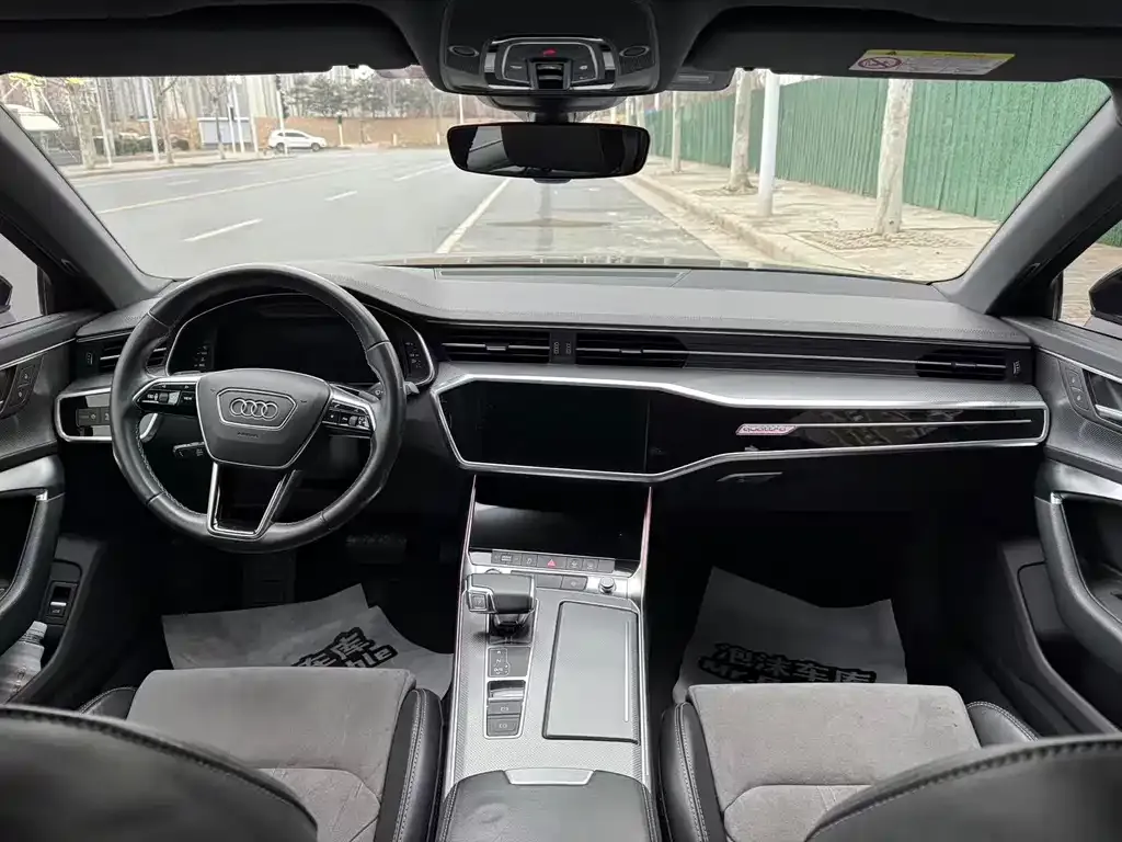 Audi A6L 2022 из CN, фото 8