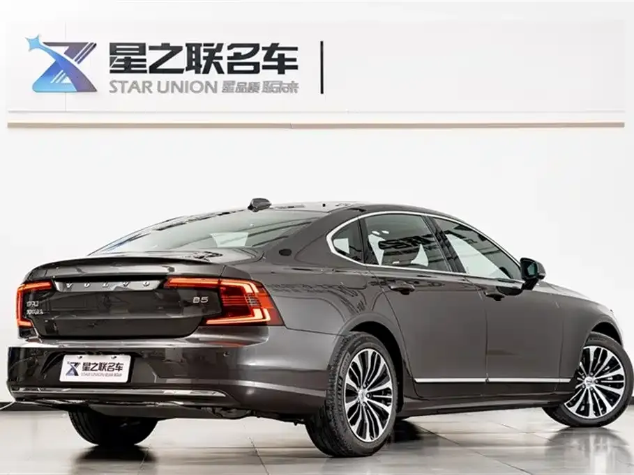 Volvo S90 2025 из CN, фото 3