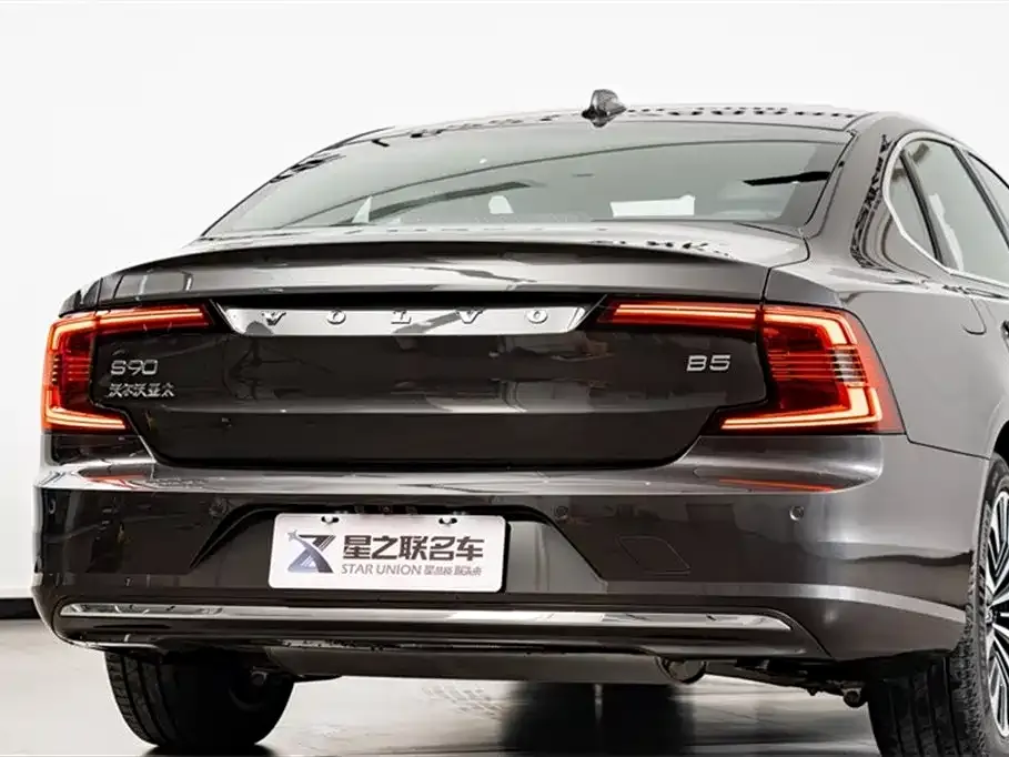 Volvo S90 2025 из CN, фото 7
