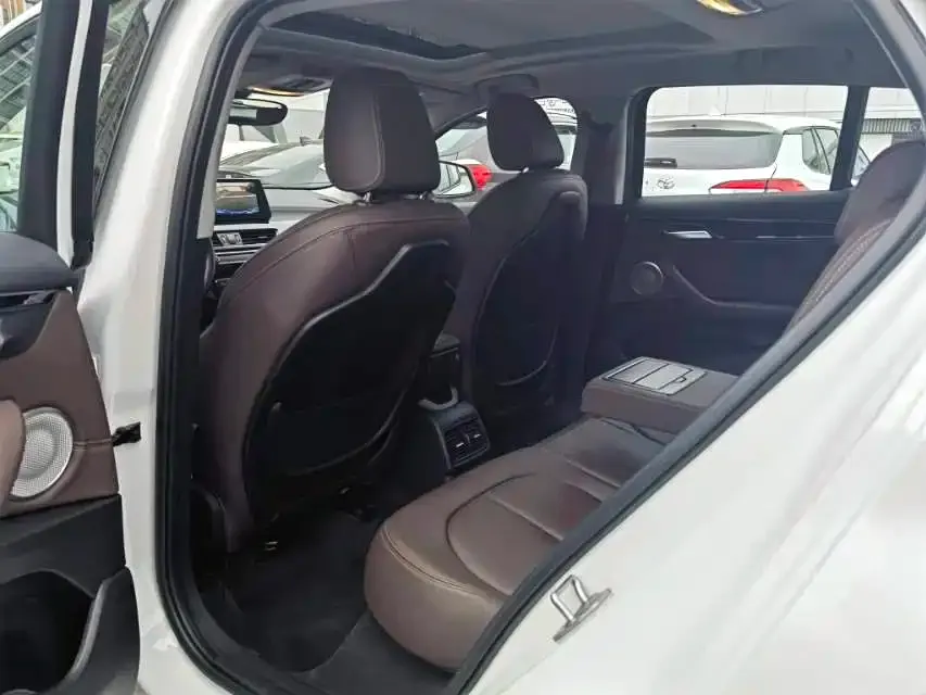 BMW X2 2023 из CN, фото 6