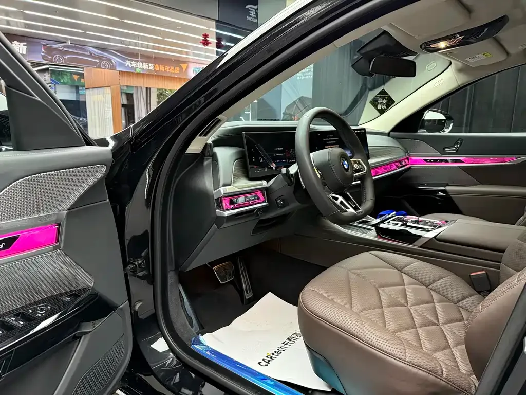 BMW 7 Series 2024 из CN, фото 5
