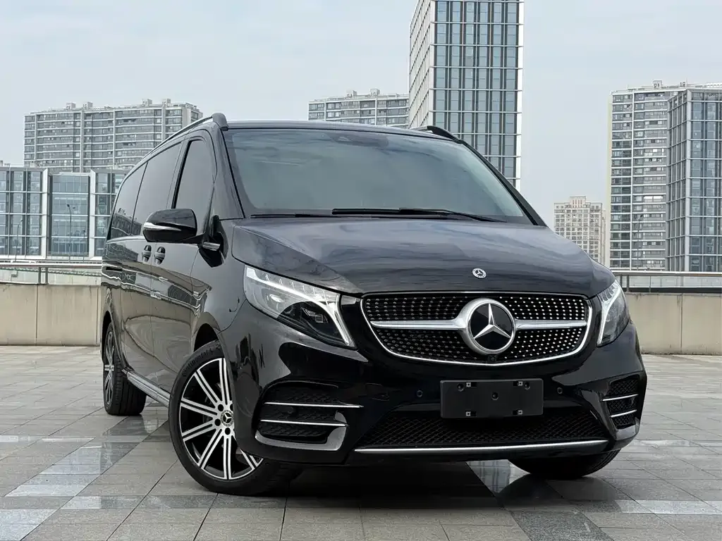Mercedes-Benz V-Class 2023 из CN, фото 4