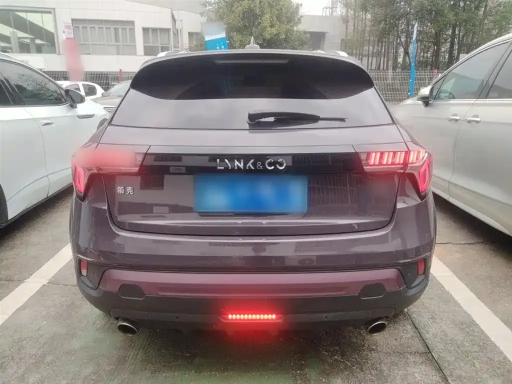 Lynk & Co 02 2021 из CN, фото 3
