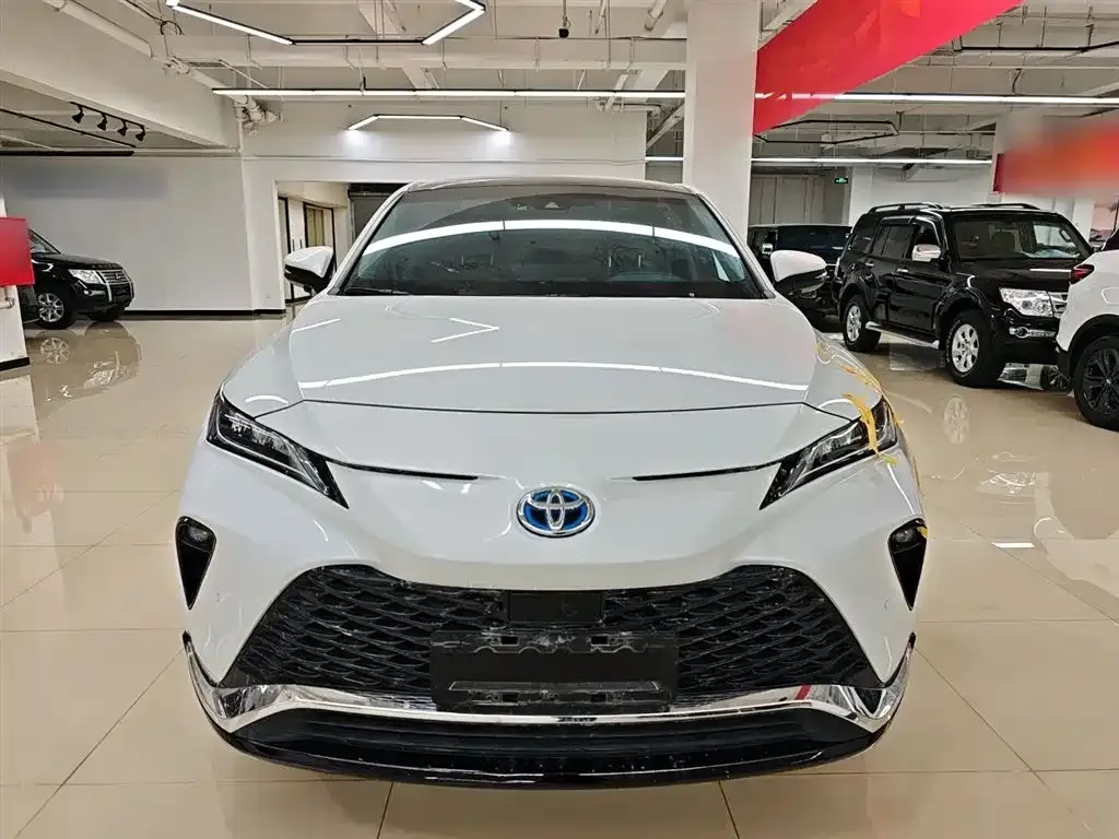 Toyota Venza 2023 из CN, фото 8
