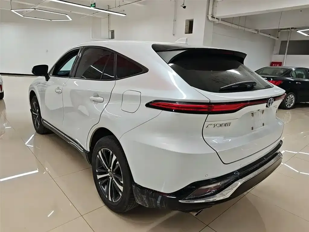 Toyota Venza 2023 из CN, фото 3