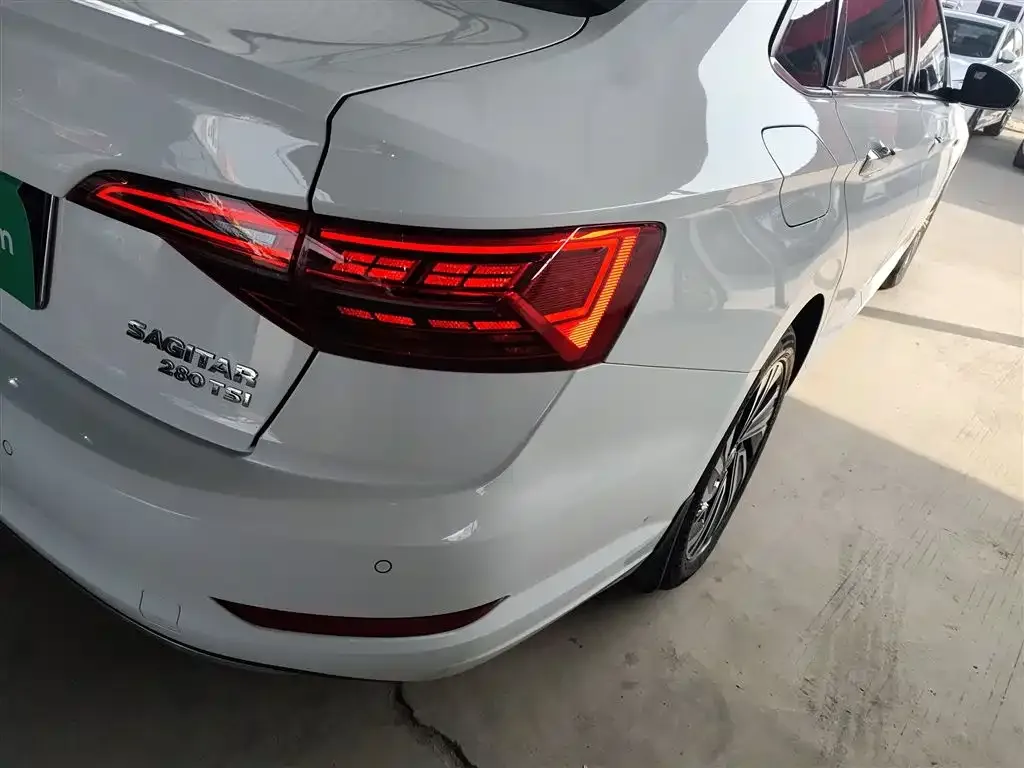 Volkswagen Sagitar 2022 из CN, фото 2