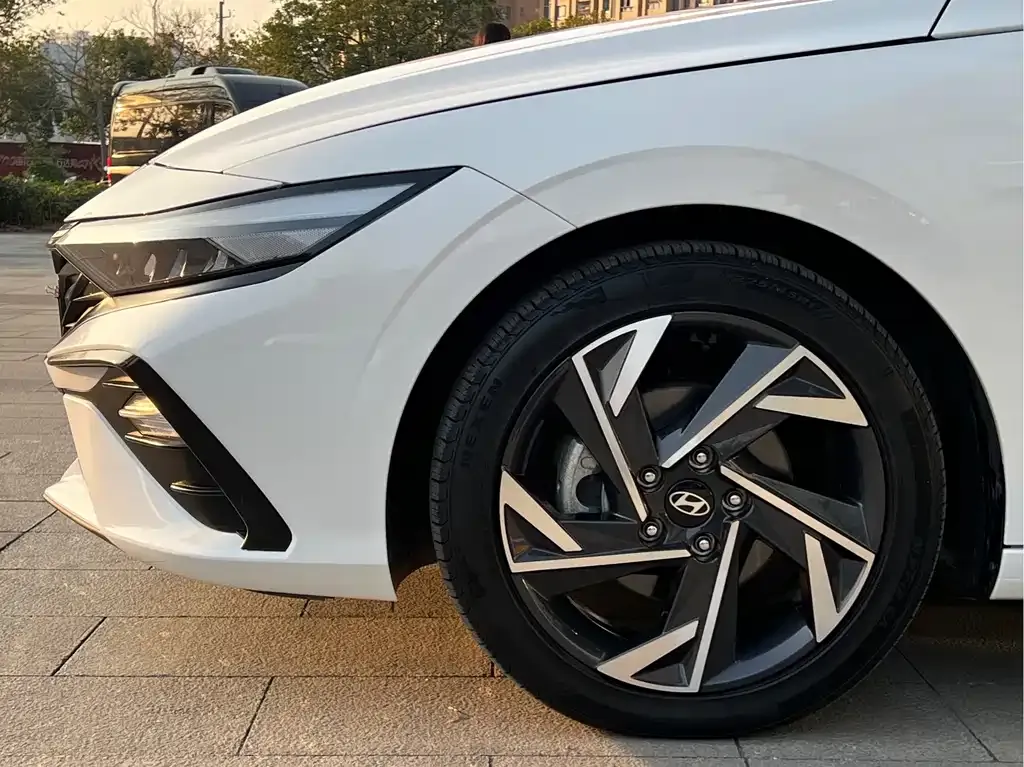 Hyundai Elantra 2024 из CN, фото 6