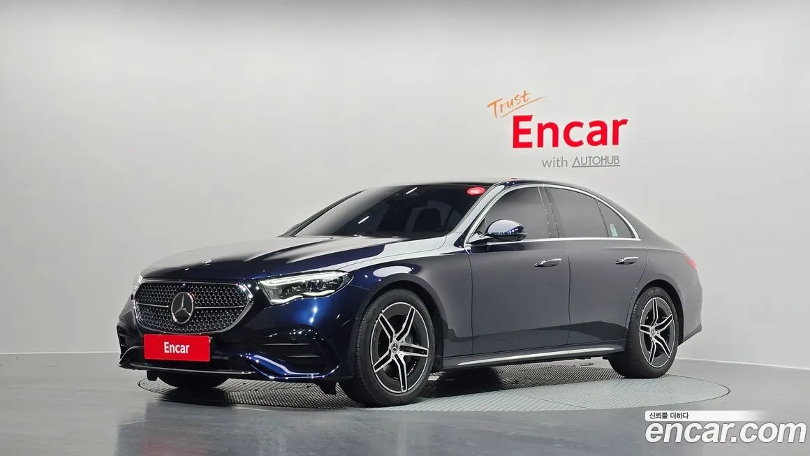 Mercedes-Benz E-Class — фото 1