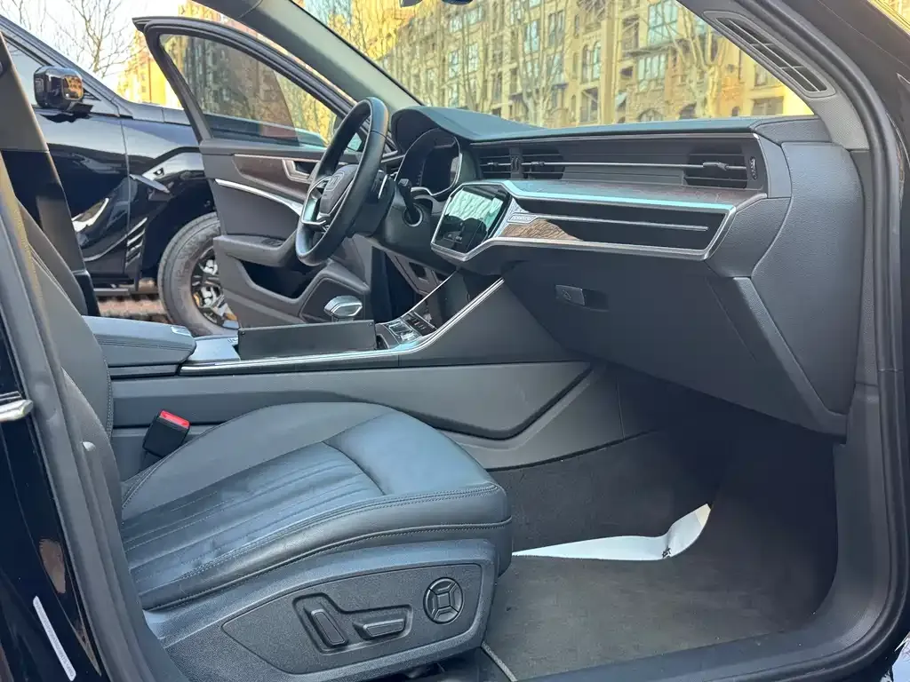 Audi A6 (Import) 2021 из CN, фото 8
