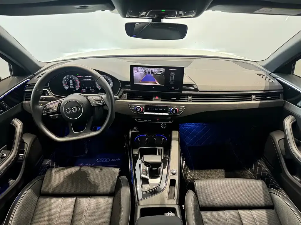 Audi A4L 2023 из CN, фото 10