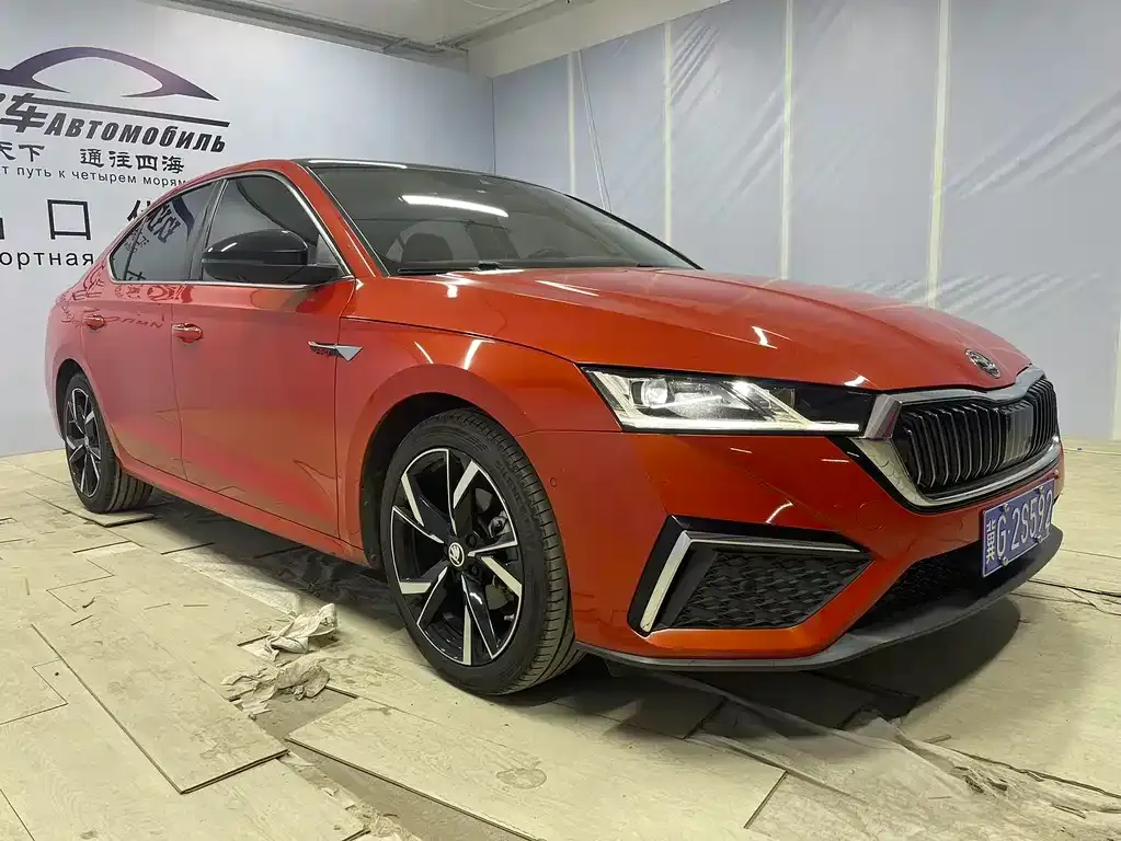 Skoda Octavia 2021 из CN, фото 3
