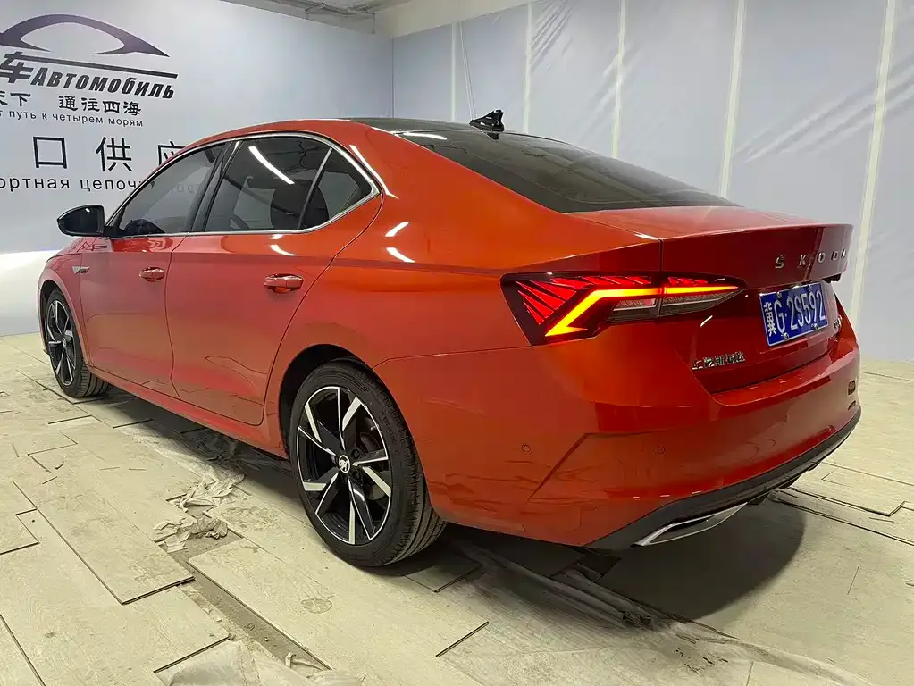 Skoda Octavia 2021 из CN, фото 7