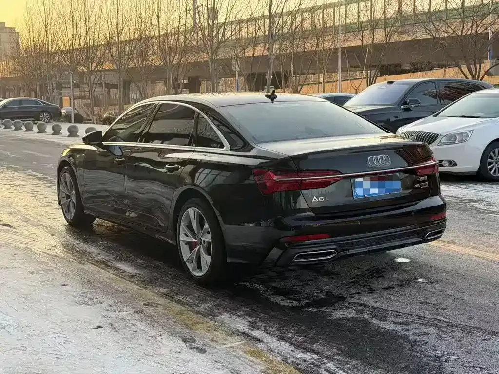 Audi A6L 2023 из CN, фото 4