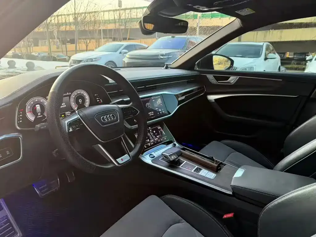 Audi A6L 2023 из CN, фото 2