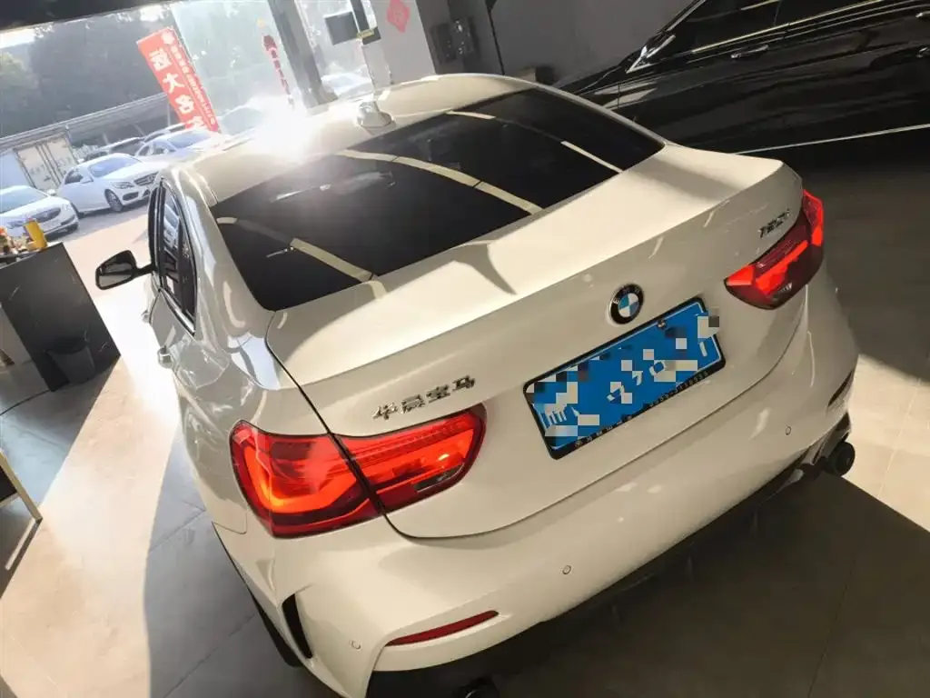 BMW 1 Series 2022 из CN, фото 9