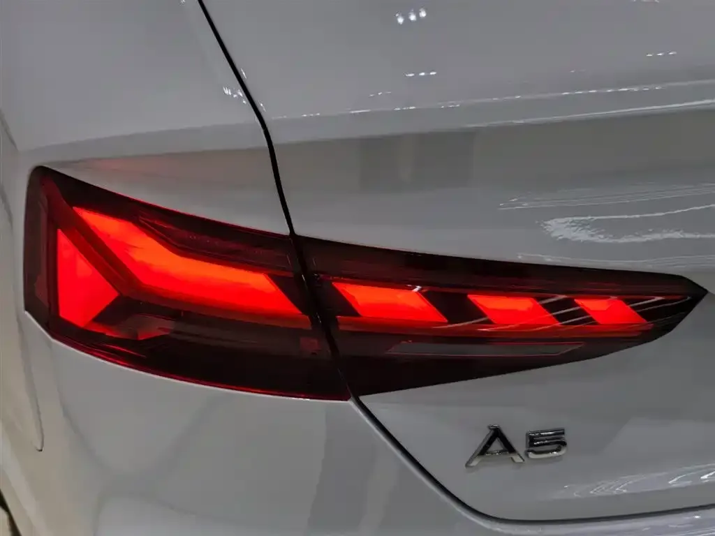 Audi A5 (Import) — фото 10