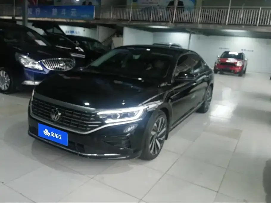 Volkswagen Passat 2023 из CN, фото 1